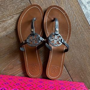 Tory Burch Navy Blue Mini Miller Thong Sandals Size 7